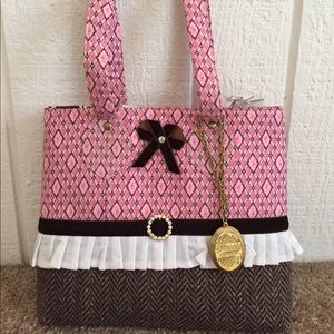 Schmancy Elle Bag